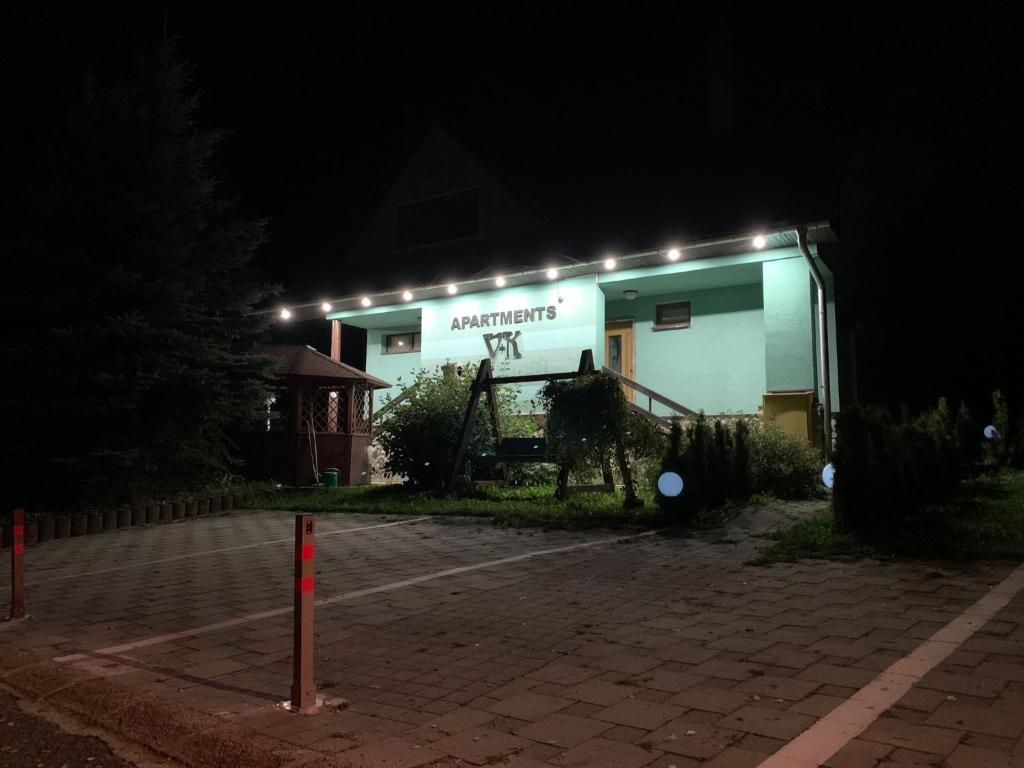 Budova, v ktorej sa apartmán nachádza