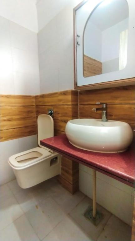 Sweet Silence Home - Quarto Duplo Com Varanda (2 Adultos + 1 Criança)