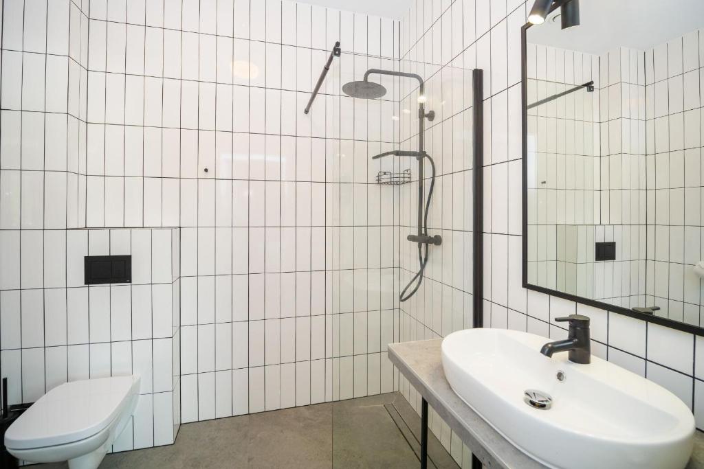 Apartamenty Black Lion - 11