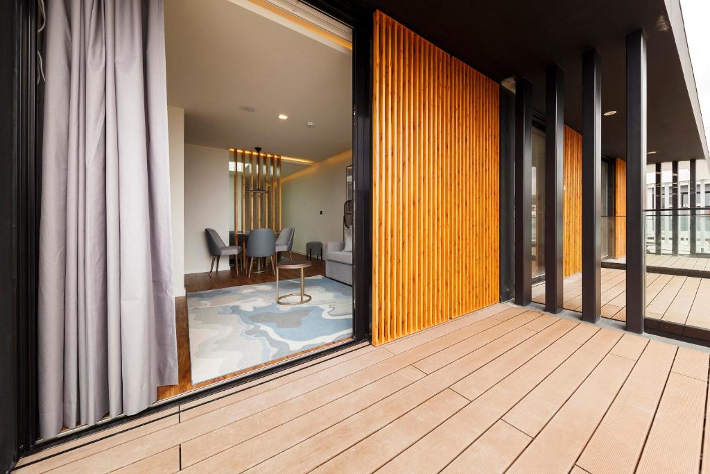 The Shipyard - Angra - Resim 22