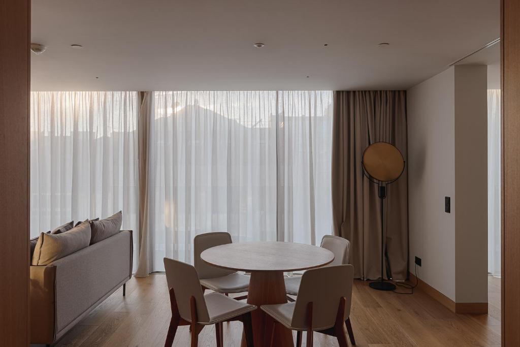 Lumen Hotel & The Lisbon Light Show - Resim 27