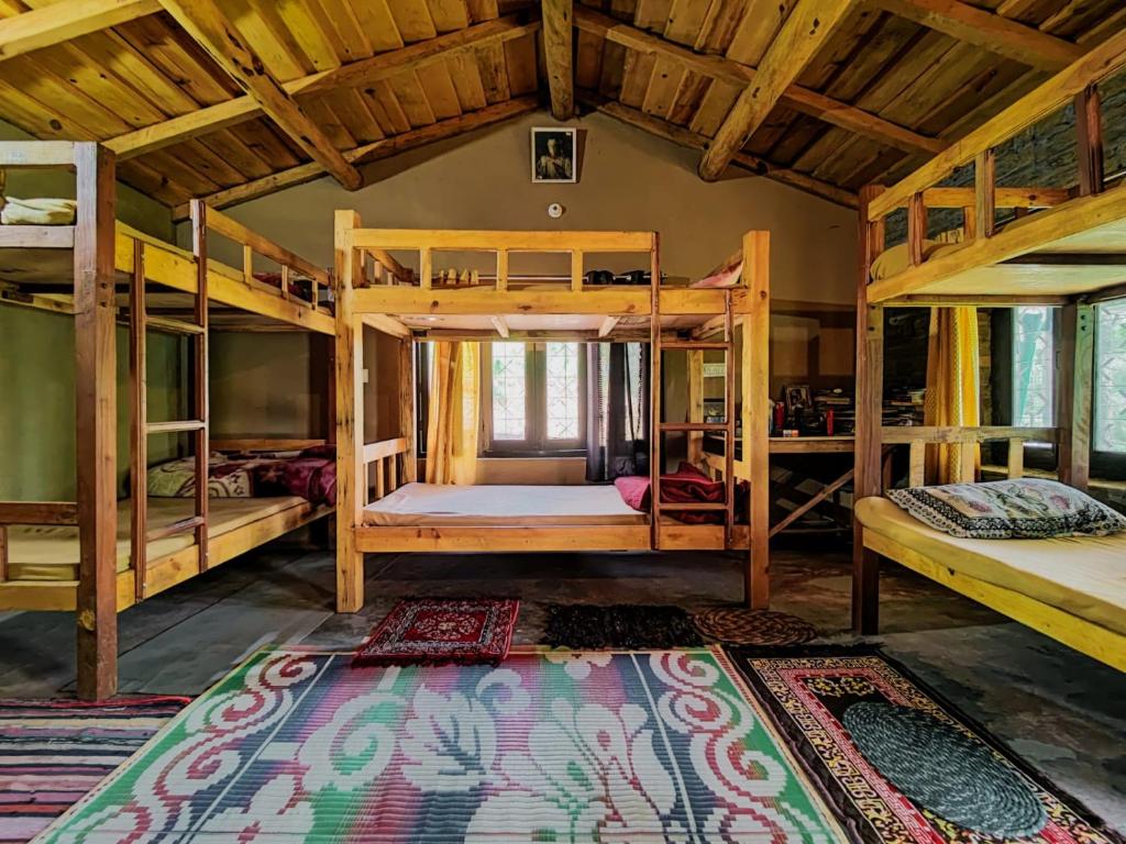 Zenoaks Homestay - 混合宿舍房间的单人床