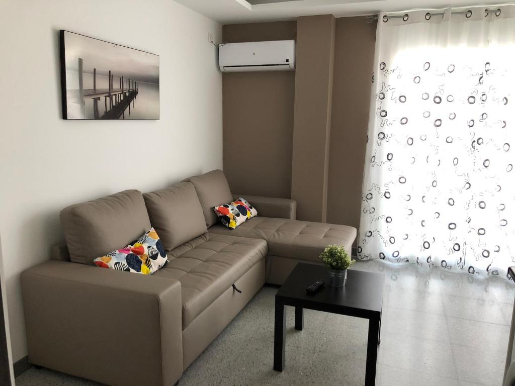 Posedenie v ubytovaní Estudio en Ciudad Jardín