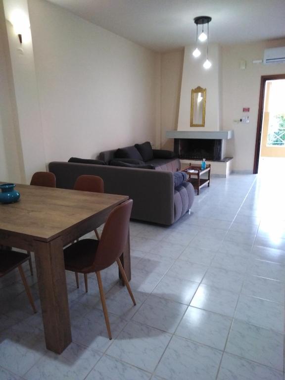 Souvlakis Pool Suites (S.P.S) - 13