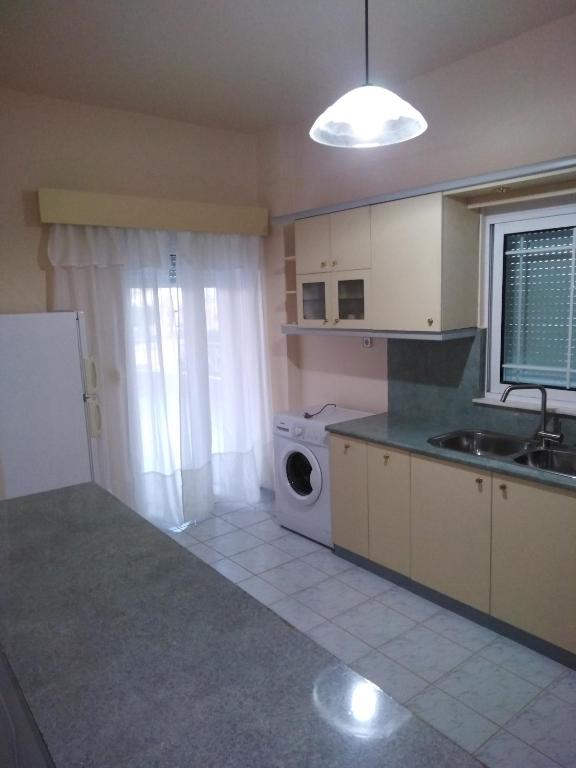 Souvlakis Pool Suites (S.P.S) - 11