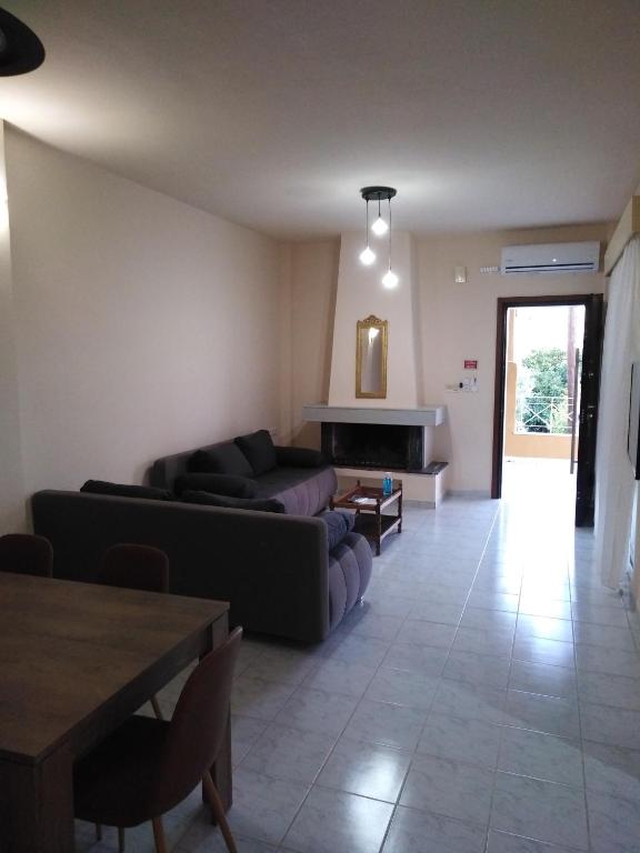 Souvlakis Pool Suites (S.P.S) - 9