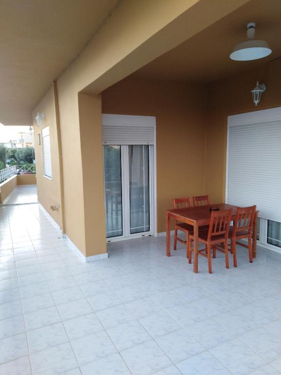 Souvlakis Pool Suites (S.P.S) - 8