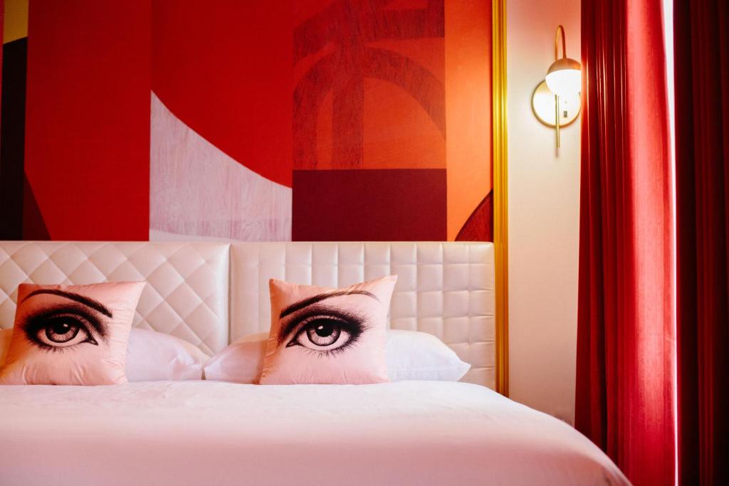 Angad Arts Hotel - Rey Suite