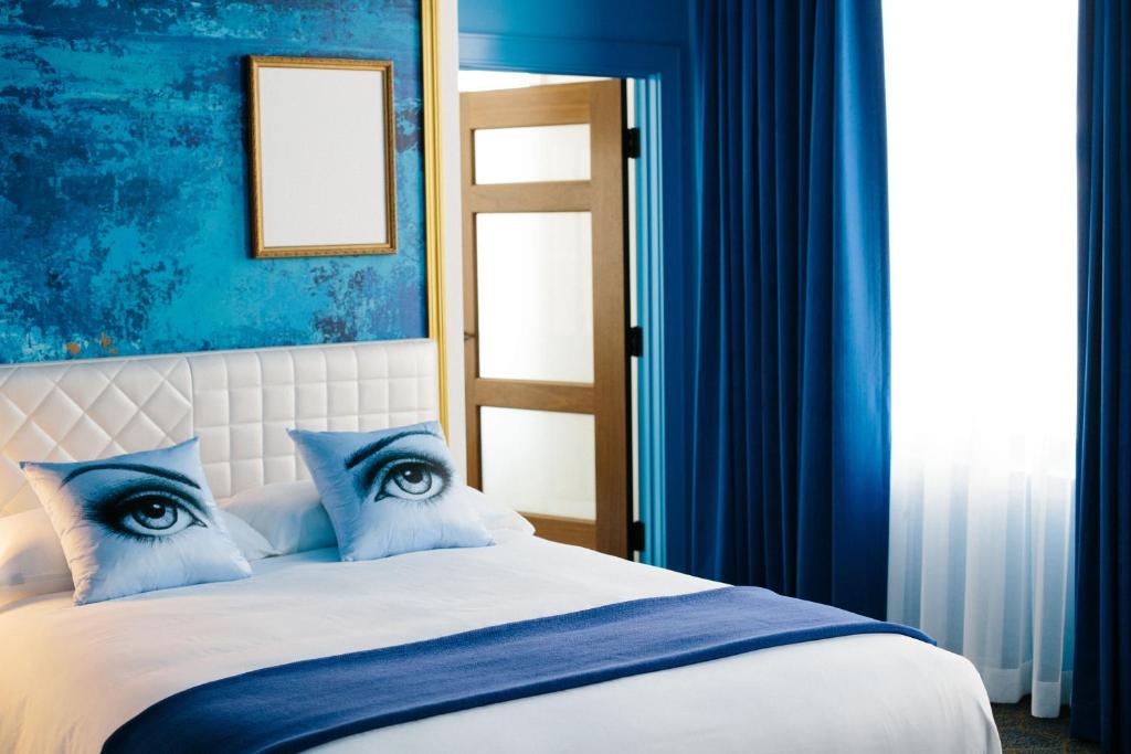 Angad Arts Hotel - Rey Suite