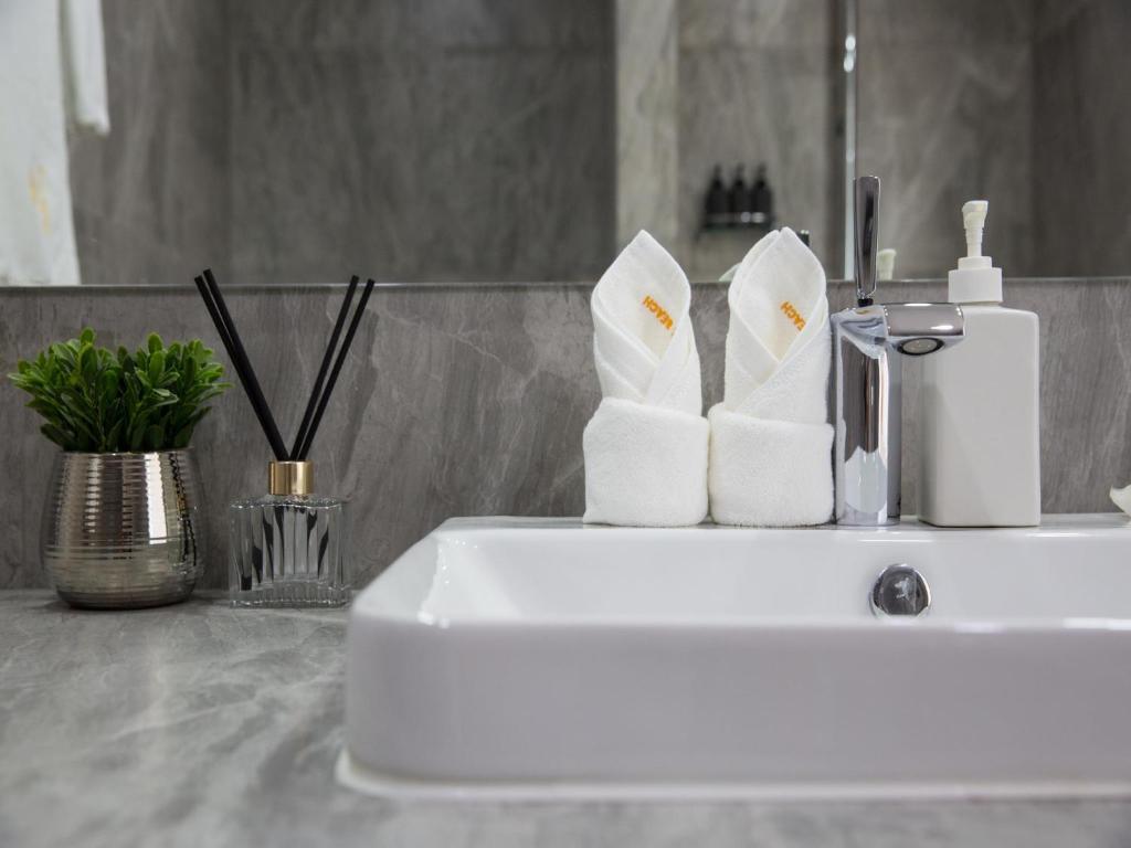 Skye Beach Koh Samui - 18