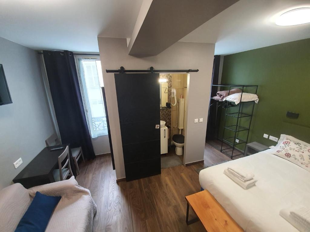 HOTEL SAVOY - Resim 13