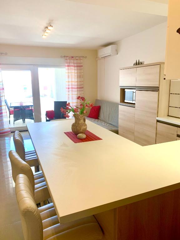 Kuchyňa alebo kuchynka v ubytovaní Apartment Lucie 4