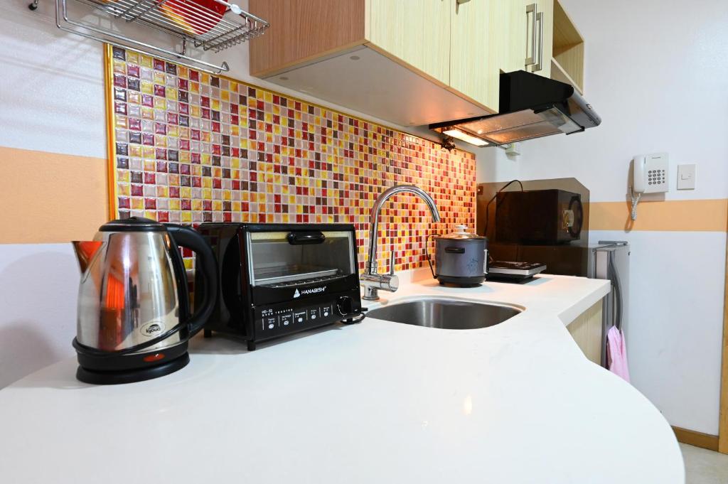Cedar Peak Condo - Close to Session Road City Center - 豪华双胞胎房间