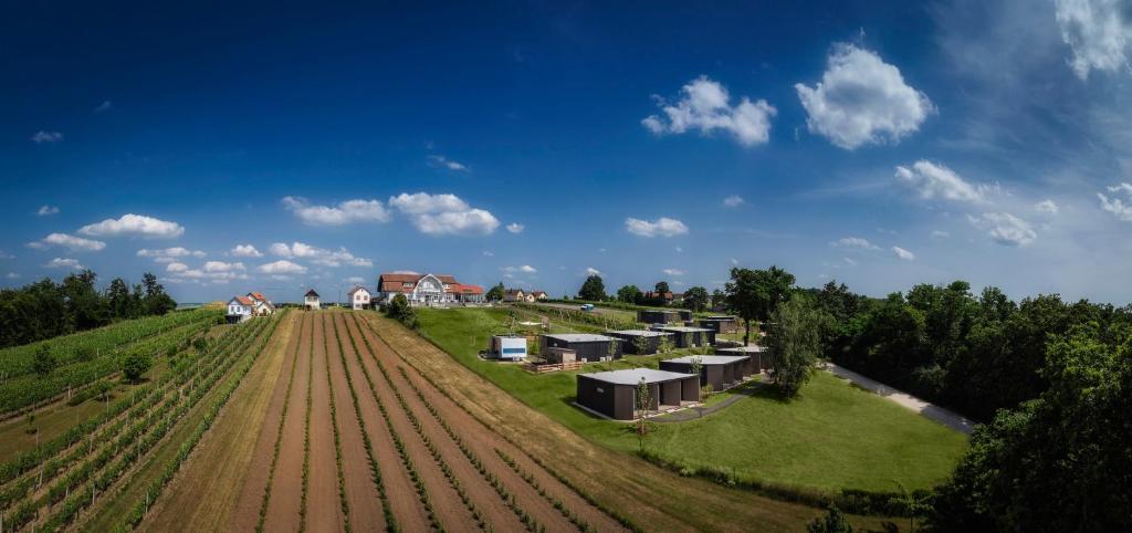 Příroda nedaleko aparthotelu