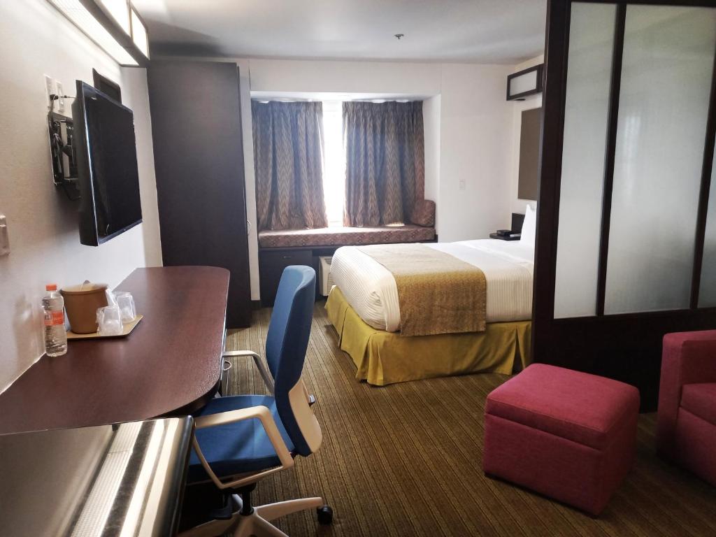 Microtel Inn and Suites by Wyndham Toluca - Königin Suite