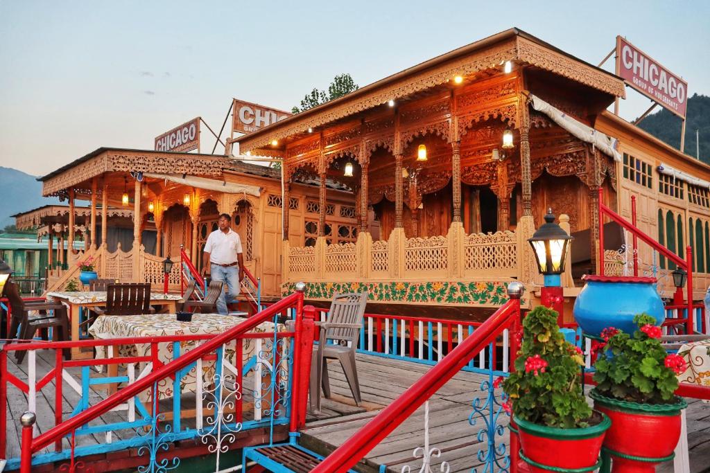 Gallery image of Chicago Group of Houseboats in Srinagar