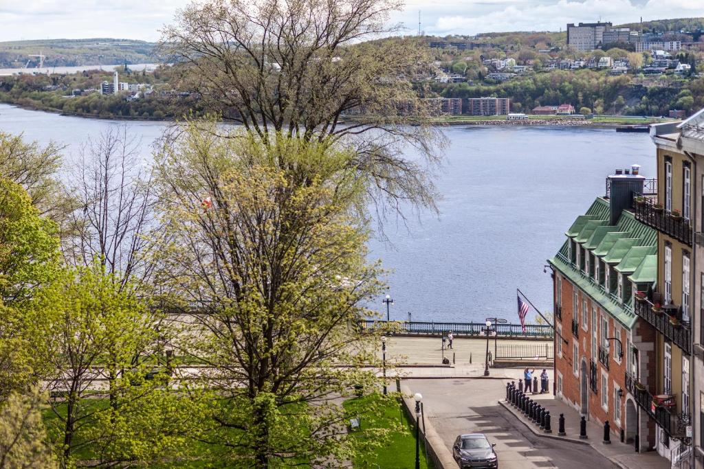 Hotel Chateau Bellevue - Resim 19