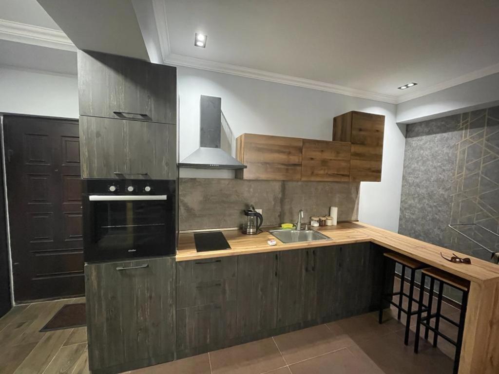 لابی و فضای عمومی One Central Apartment - تصویر ۵