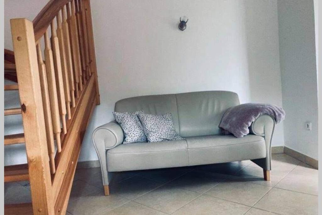 Istumisnurk majutusasutuses Odpočinková chata na prahu Šumavy