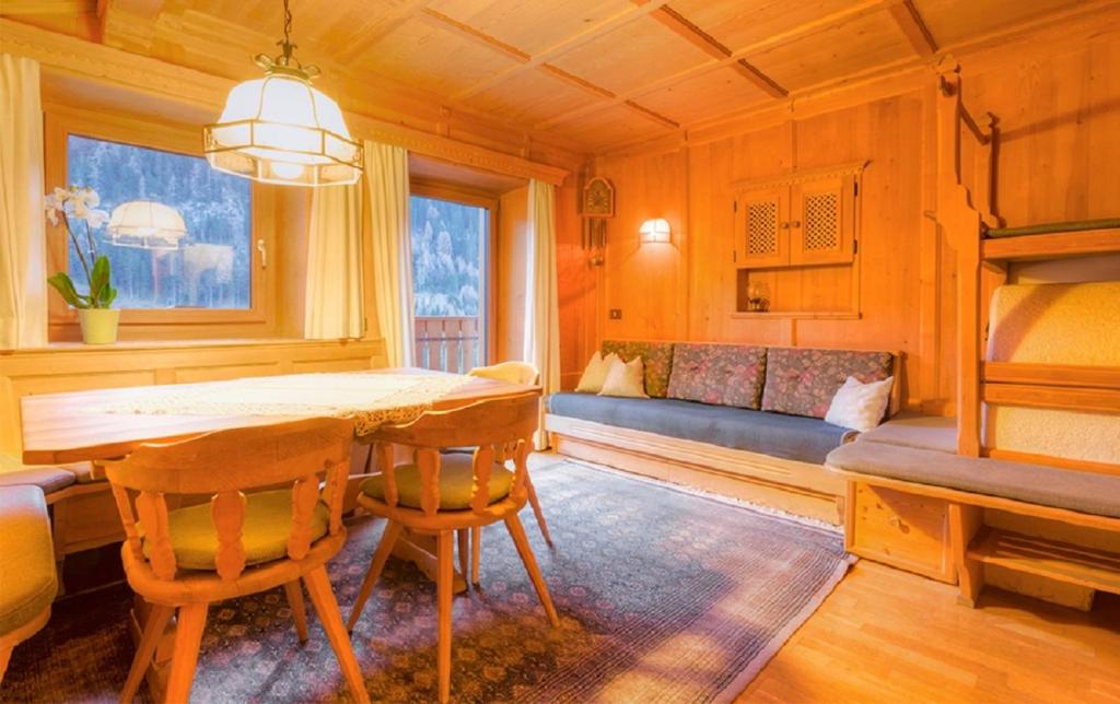 Posedenie v ubytovaní Appartamenti Elbrus