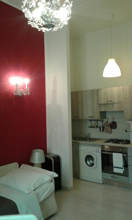 Kuchyňa alebo kuchynka v ubytovaní Sunny Home