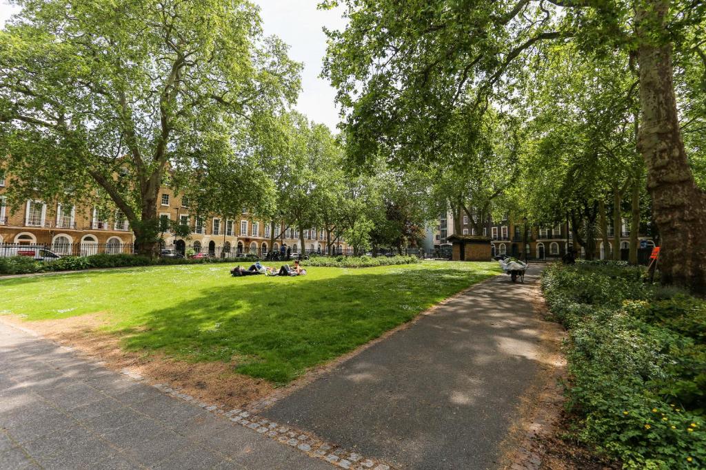Jardin de l'établissement KX Rooms Kings Cross