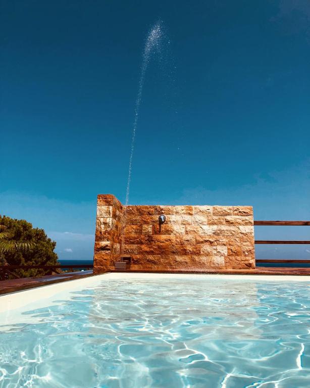 Pater Meus Suites - Sea View, Pool & Parking