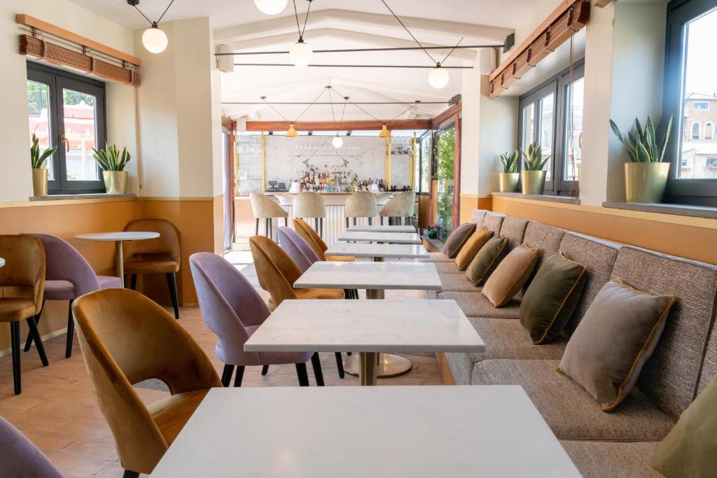Posezení v ubytování 9Hotel Cesari