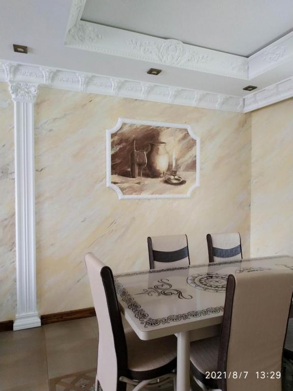 NestG Guest House - Three-Bedroom Apartment