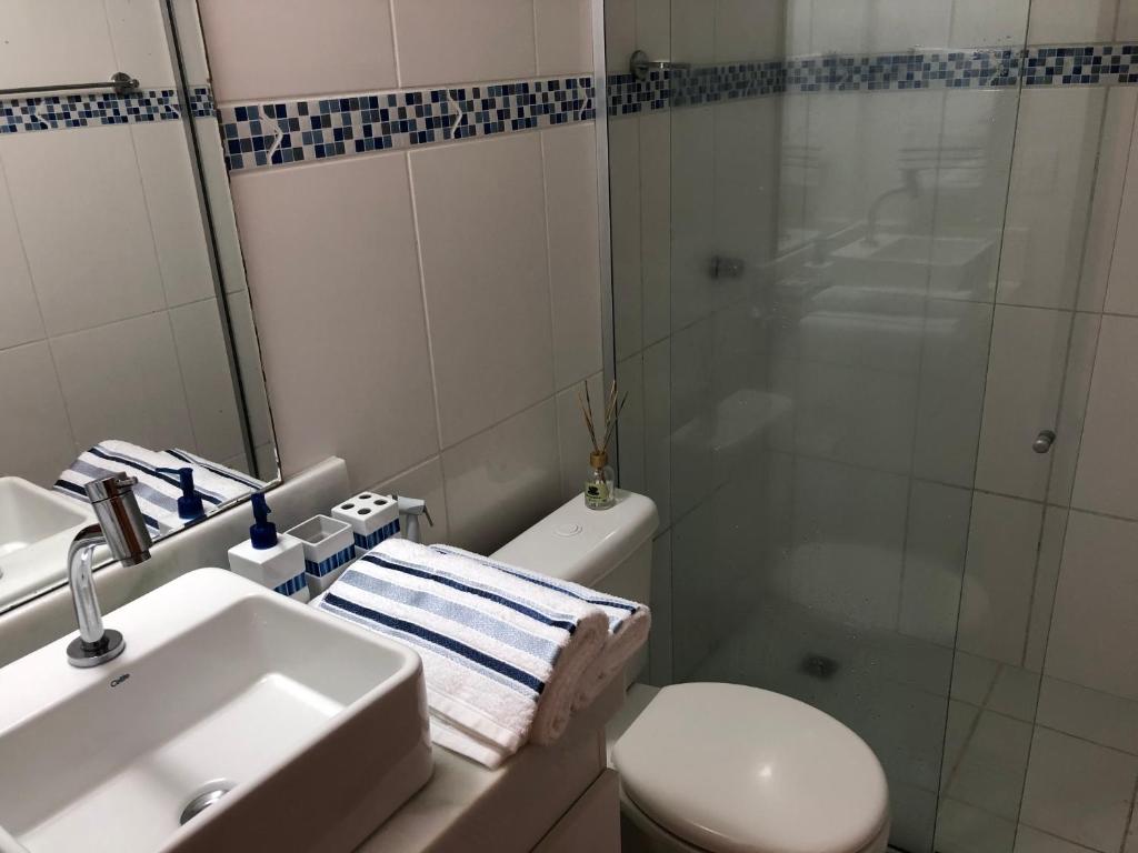 Koupelna v ubytování Loft encantador em Praia do Forte próximo à Vila.