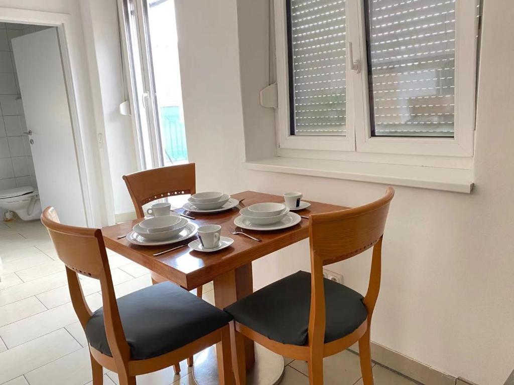Graz Ferienwohnung - Appartement Met Drie Slaapkamers