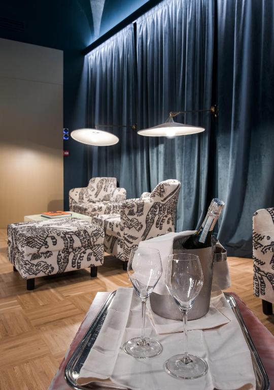 Hotel Number Nine - Resim 28