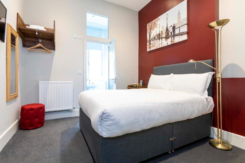 Royal Park Hotel, London – Updated 2024 Prices