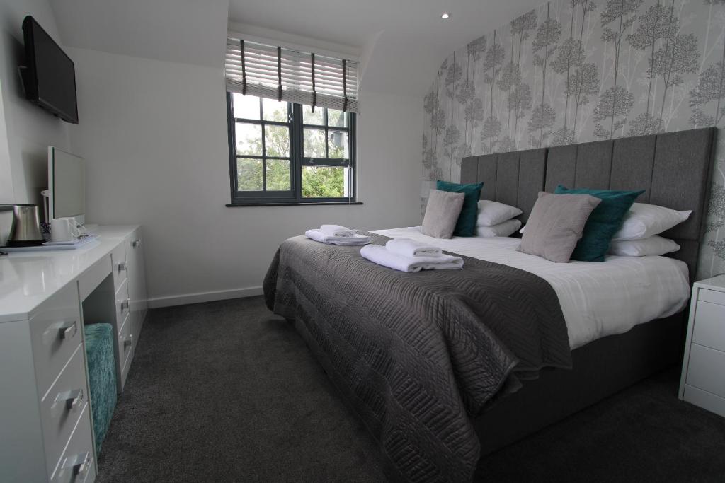 The Rose & Crown  Bed and Breakfast