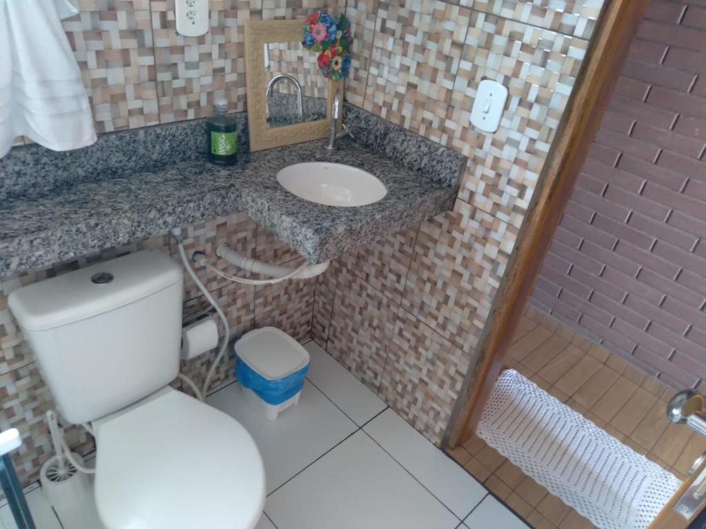 Chalé do Rio tesisinde bir banyo