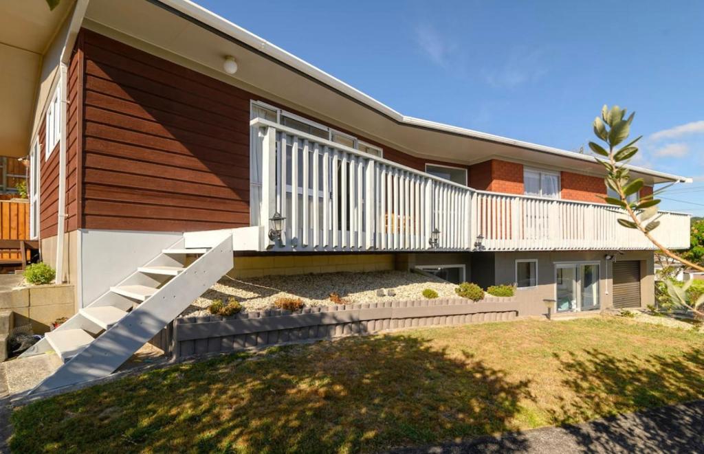 Spacious Utuhina holiday House - Resim 25