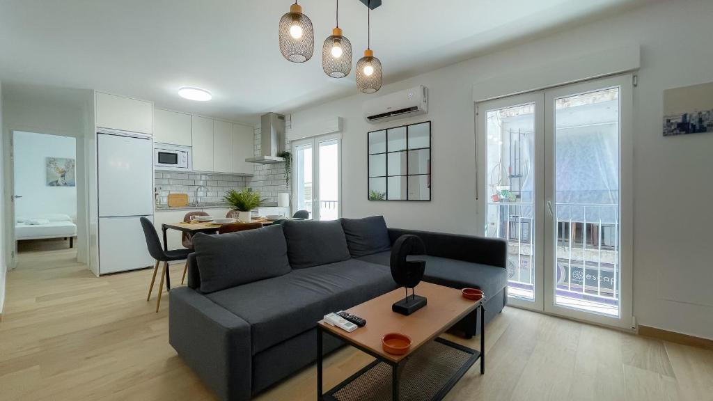 Kuchyň nebo kuchyňský kout v ubytování APARTAMENTO JUNTO A LA PLAYA DE BENIDORM