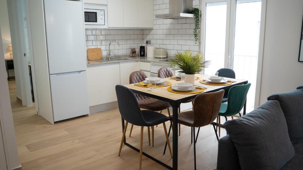 Kuchyň nebo kuchyňský kout v ubytování APARTAMENTO JUNTO A LA PLAYA DE BENIDORM
