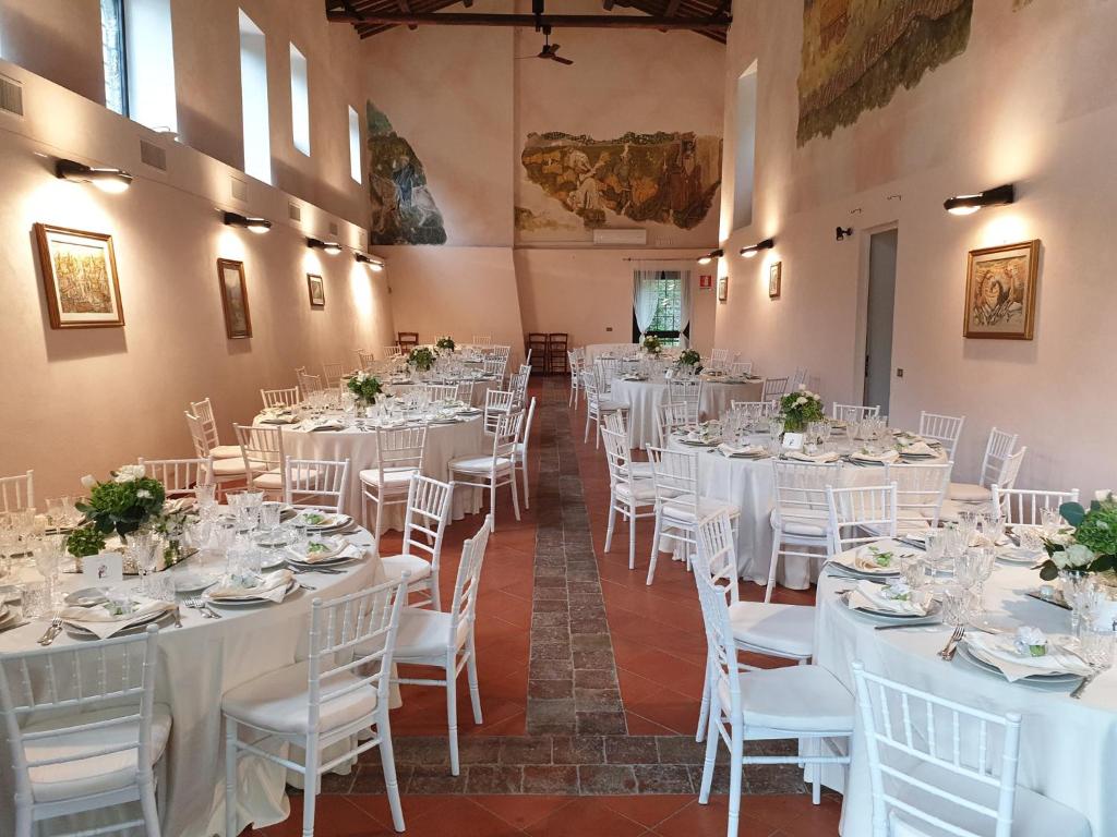 Restaurace v ubytování ABBAZIA SS. QUIRICO E GIULITTA