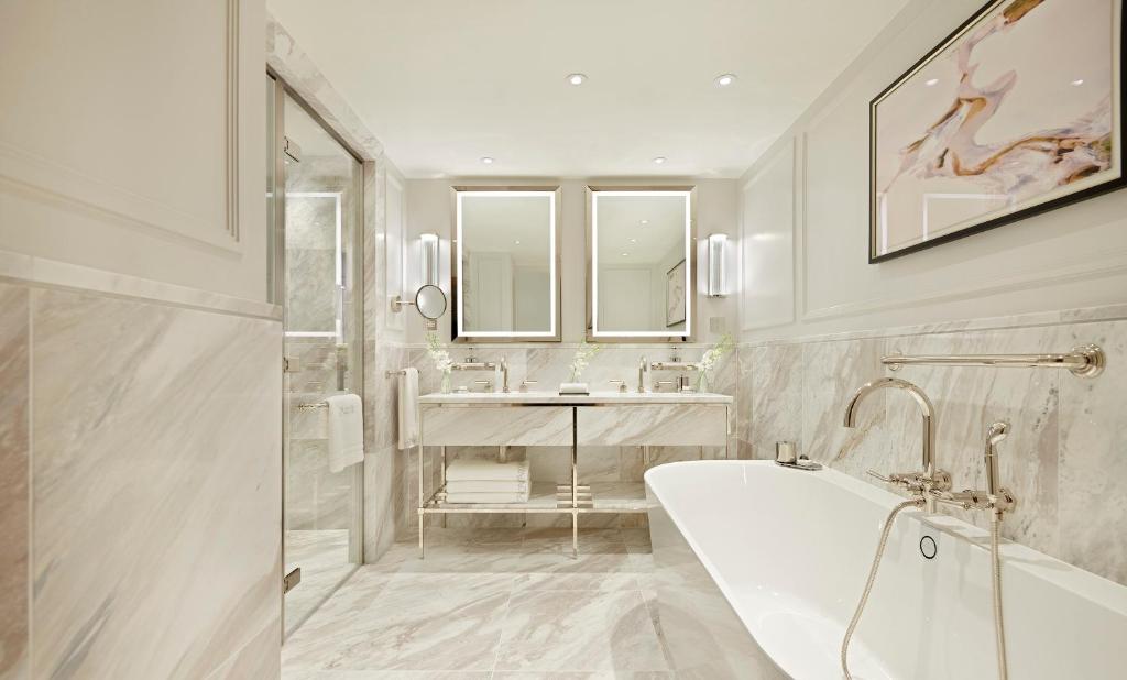 Jumeirah Carlton Tower London - Resim 42