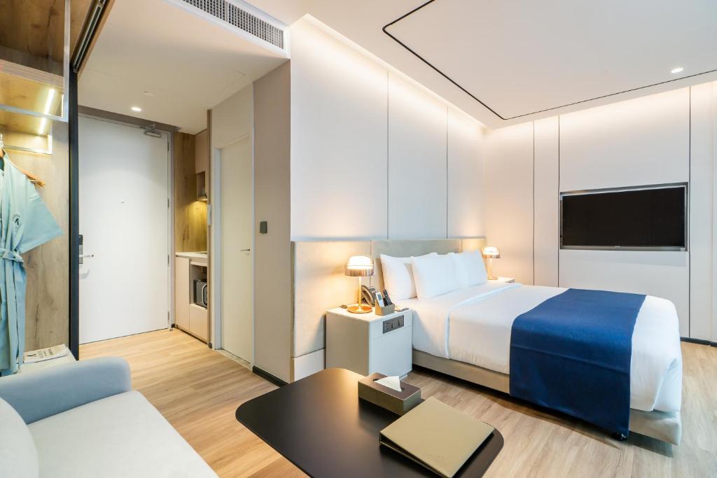 NARCISSUS HOTEL AND RESIDENCE