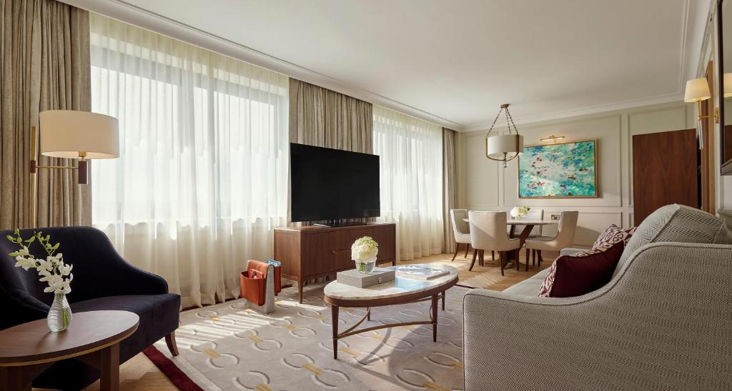 Jumeirah Carlton Tower London - Resim 43