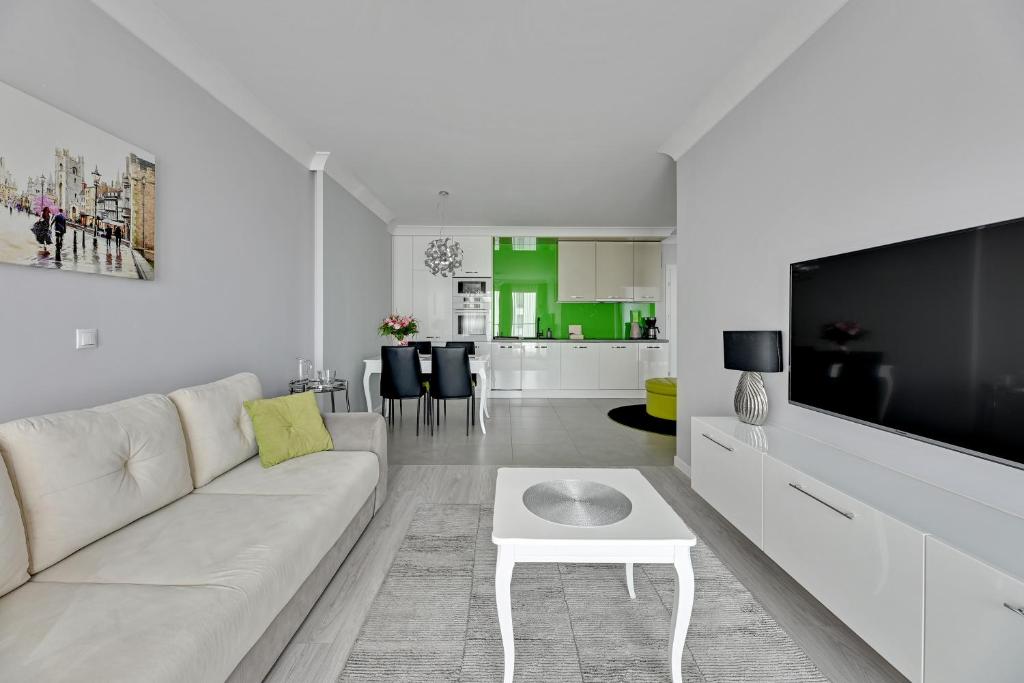 Staywin Apartments Chmielna Park - One-Bedroom Apartment