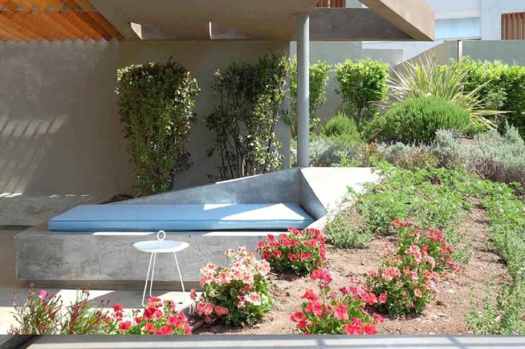 Thalatta Seaside Hotel - Suite Familiar Con Vista Al Jardín