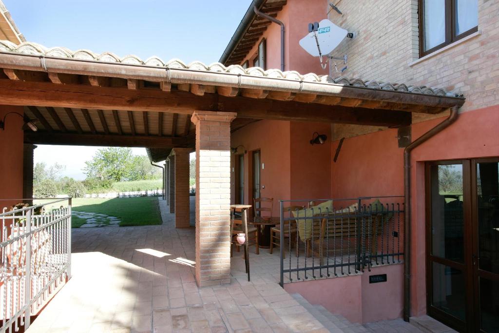 Country House Poggio Fiorito - 8