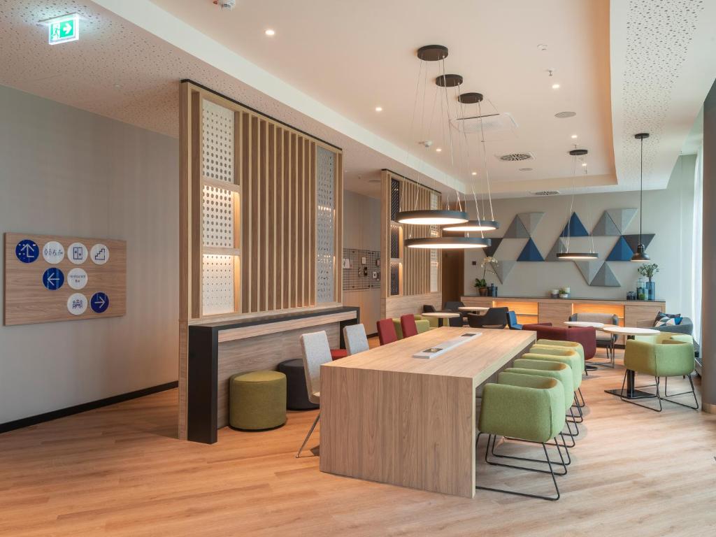 Holiday Inn Express Düsseldorf - Hauptbahnhof by IHG - Resim 34