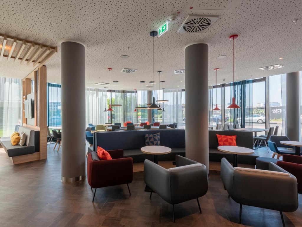 Holiday Inn Express Düsseldorf - Hauptbahnhof by IHG - Resim 38