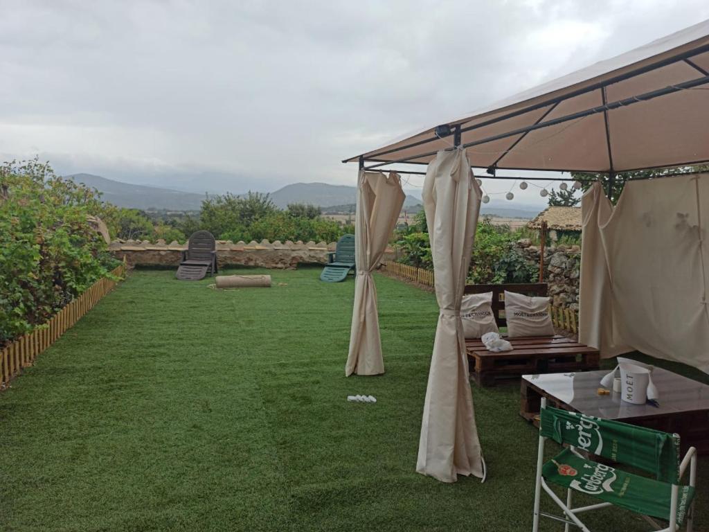 Casa Larrosa rural en Sierra de Guara - Casa De Dos Dormitorios