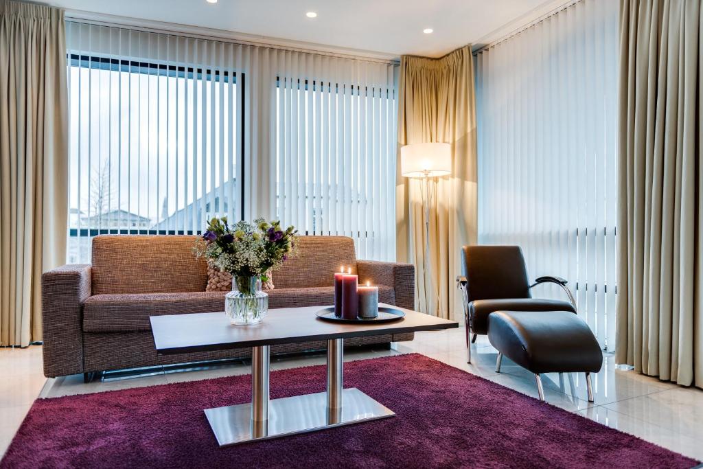 
Deluxe One-Bedroom Suite with Balcony
