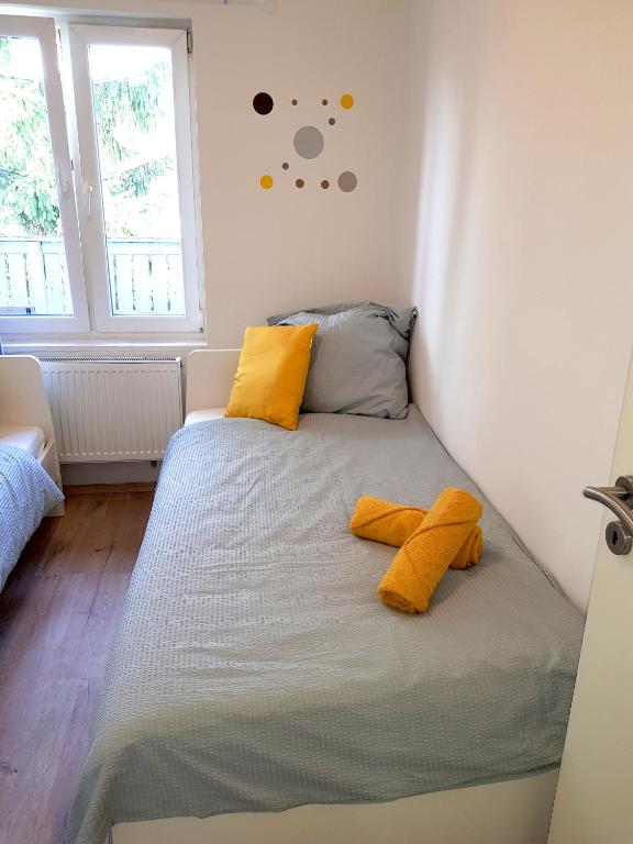 weddeko Apartment SENFGELB für 5 Personen